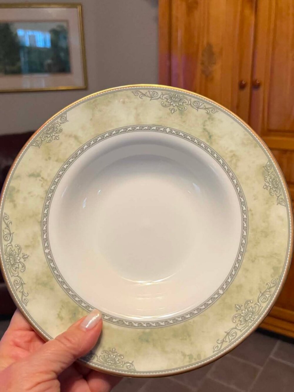 Set of Six- Royal Doulton ISABELLA Rim Soup Bowls Fine Bone China H5248 (SET A)